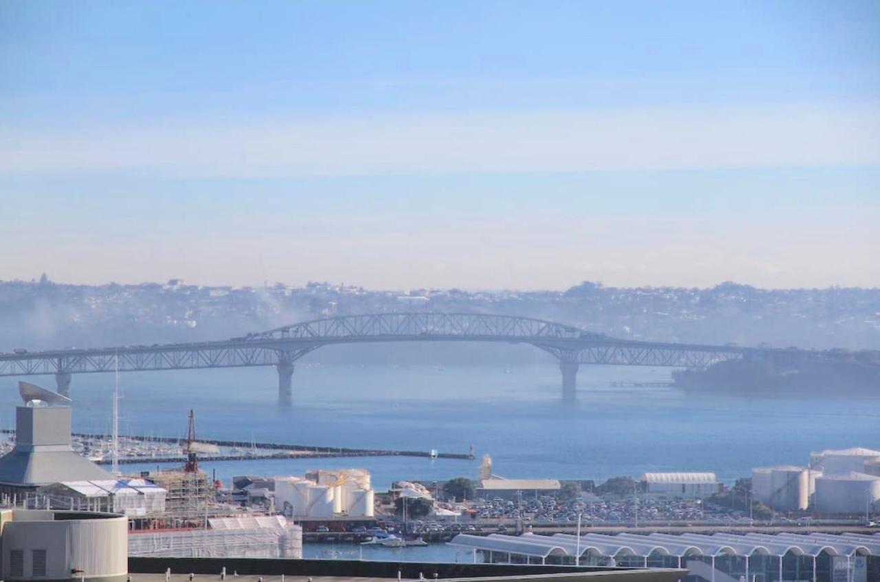 Magnificent Skytower, Sea, Habour View In Cbd Apartment Auckland Exterior photo