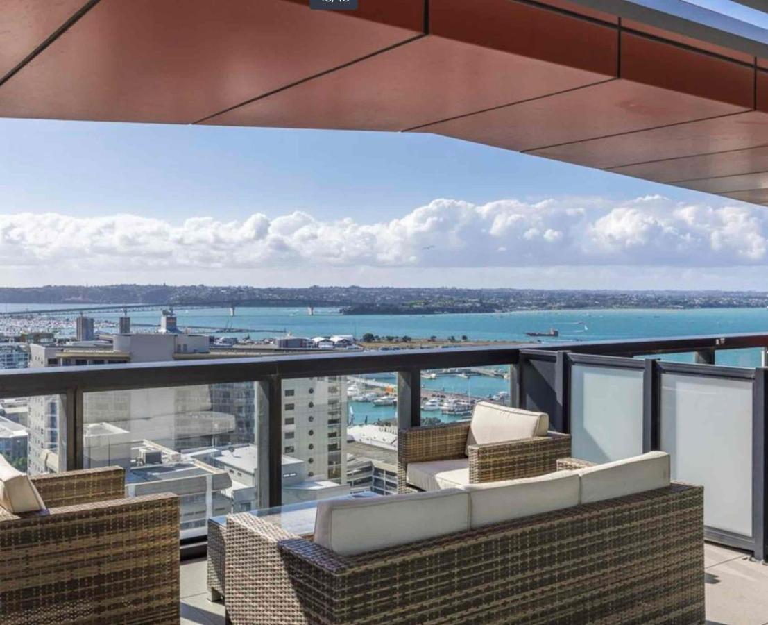 Magnificent Skytower, Sea, Habour View In Cbd Apartment Auckland Exterior photo